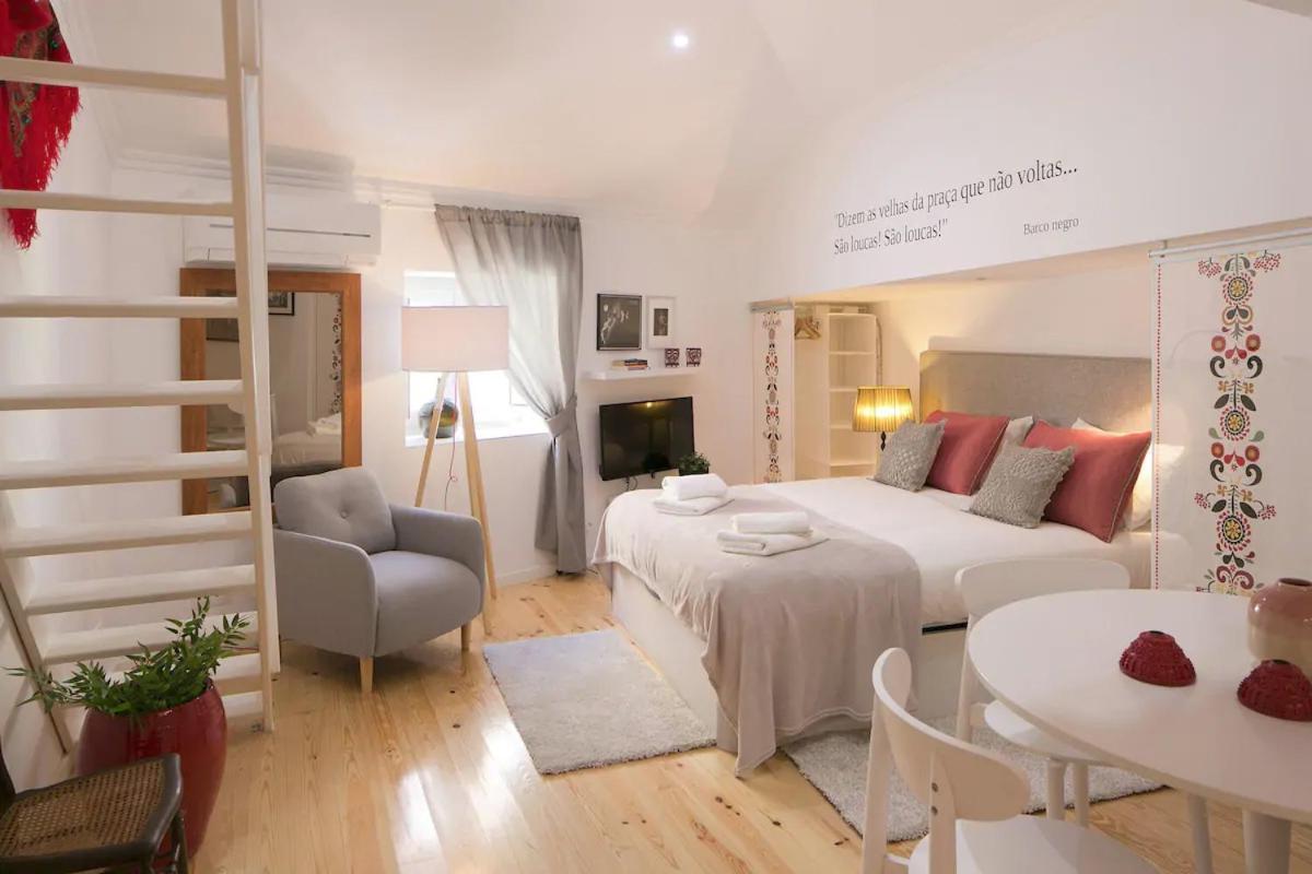 Central Mezzanine Studio Apartman Lisboa Kültér fotó